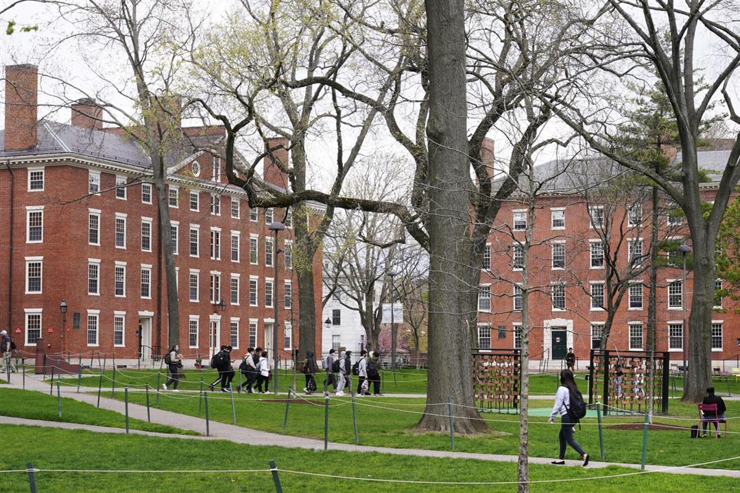 KHÁM PHÁ IVY LEAGUE: VÌ SAO NÊN CHỌN TRƯỜNG ĐẠI HỌC HARVARD?