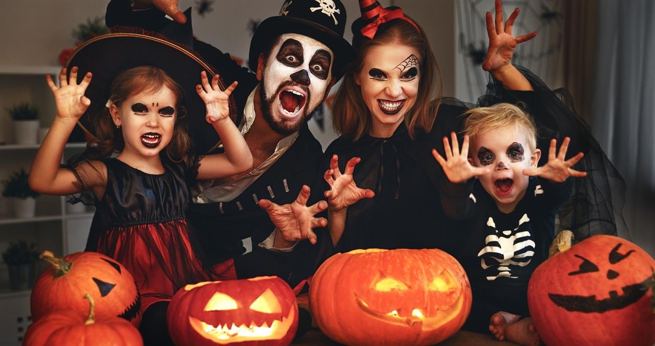 HALLOWEEN LÀ GÌ? NGƯỜI MỸ CHUẨN BỊ GÌ CHO HALLOWEEN?