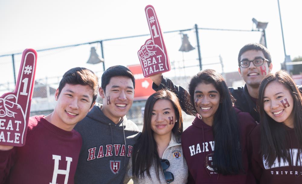 KHÁM PHÁ IVY LEAGUE: VÌ SAO NÊN CHỌN TRƯỜNG ĐẠI HỌC HARVARD?