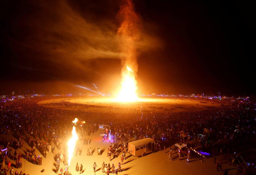 LỄ HỘI BURNING MAN Ở MỸ LÀ GÌ?